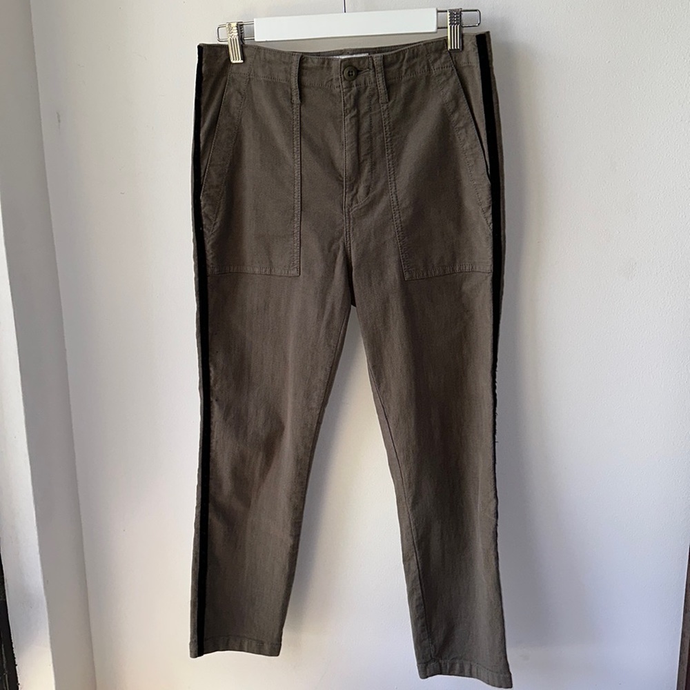 Joie Olive Green Cropped Pants with Black Side Stripe